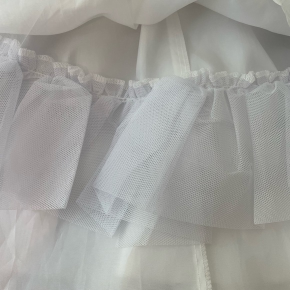 🟢 3 for $15 - FLOWER GIRL White chiffon dress with crinolines. Size 5T - Picture 7 of 8